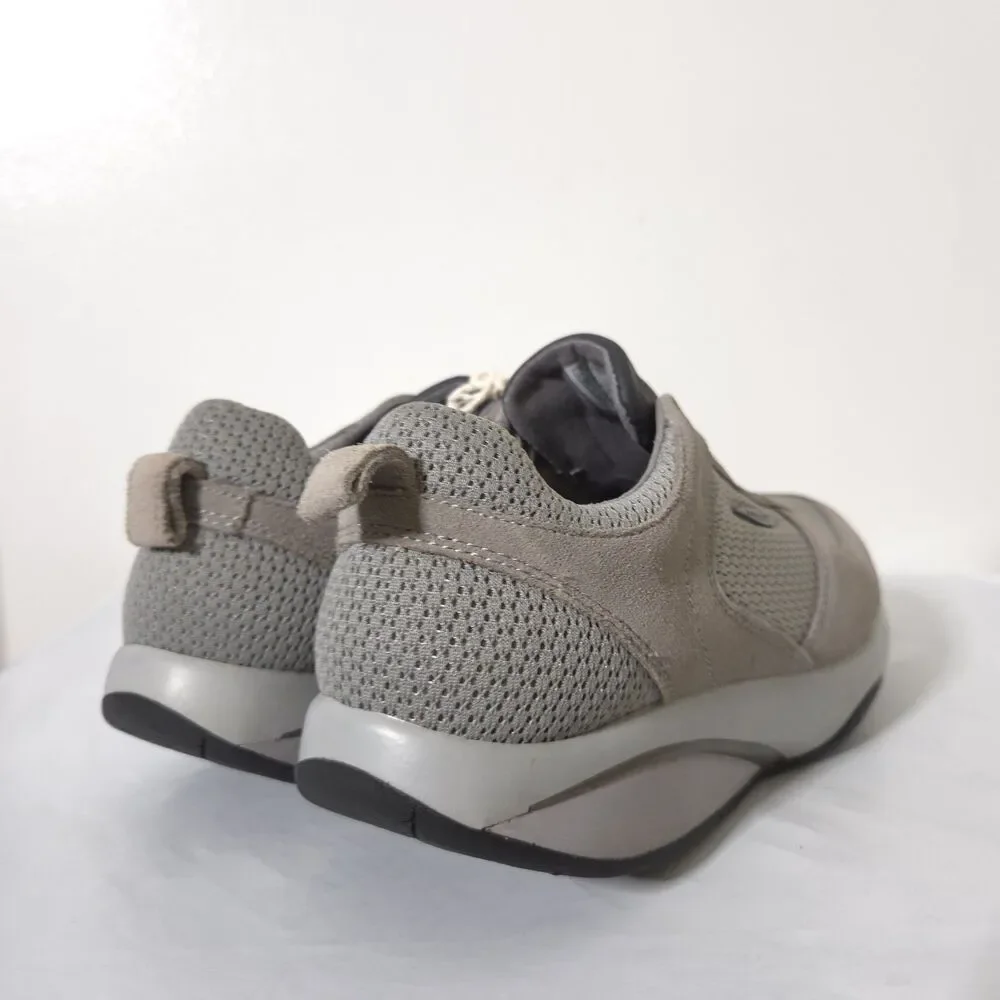 MBT Women's Gray Anataka Rocker Bottom Walking Shoes US 9-9.5